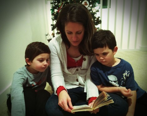 reading-kids-narnia-gifts